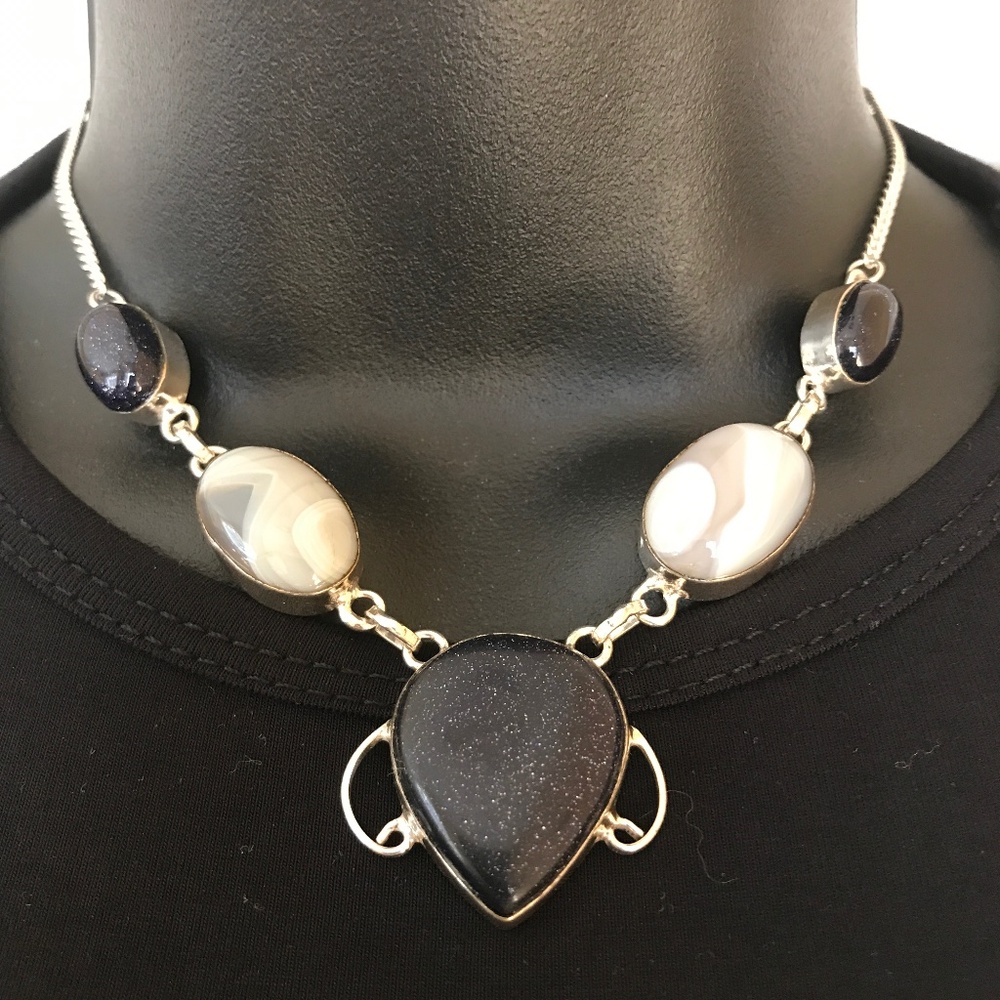 Silver Plated Gem Necklace Set- EUC 2/$25 - Picture 10 of 13